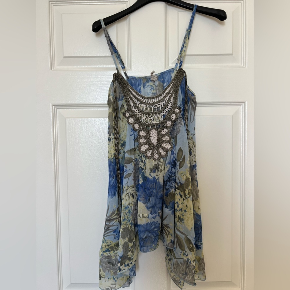 Flower Front Embroidered Cami Top Uneven Hem size S